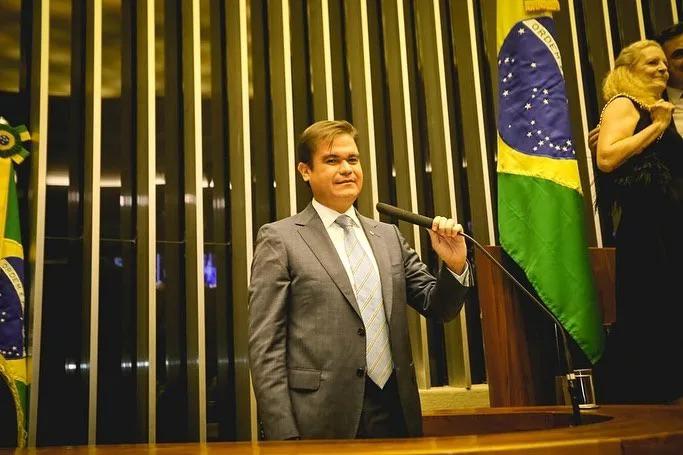 Mersinho Lucena vota favorável a Regulamentação da Reforma Tributária