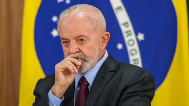 Desaprovação ao governo Lula atinge 54%, segundo pesquisa Ipespe