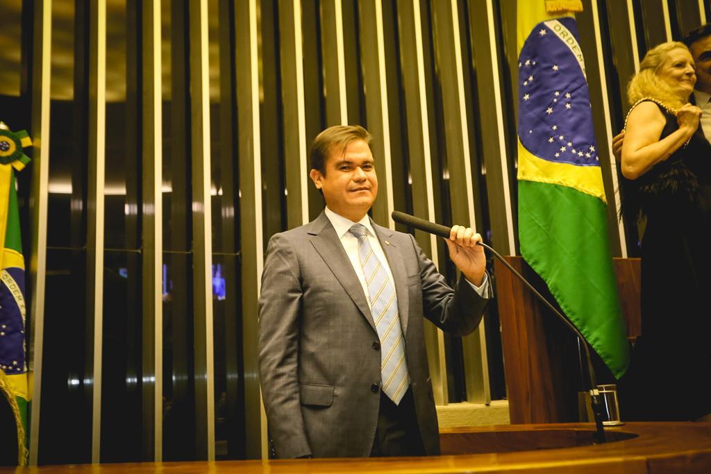 Mersinho Lucena critica aumento de impostos proposto pelo Governo Federal e defende reestruturação fiscal responsável