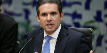 Hugo Motta diz que não há clima para anistiar envolvidos no 8 de Janeiro