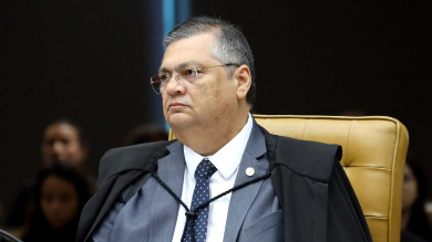 Dino vota pela condenação de Bolsonaro e diz que trama golpista não pode ser anistiada