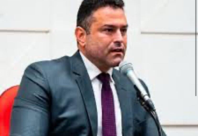 Rougger Guerra critica exclusão de Cícero das discussões da base do governo e ironiza candidatura “natural” de Lucas