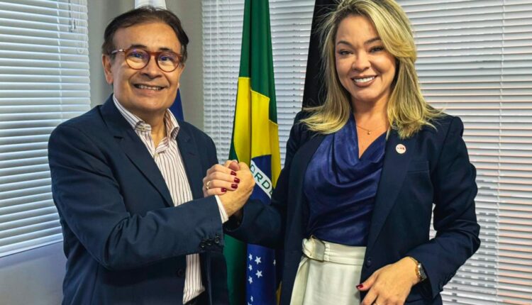 Janny Milanês assume presidência interina da OAB-PB