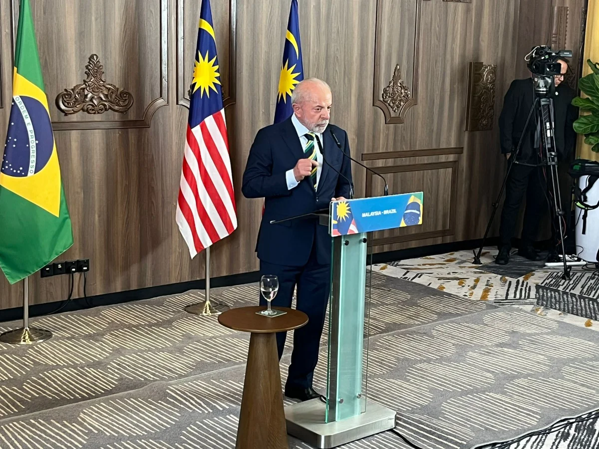 Lula diz que caso da Venezuela não será “resolvido na base da bala”