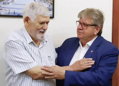 João Azevêdo comenta apoio de Luiz Couto a Lucas Ribeiro e destaca que “PT é da nossa base há 7 anos”