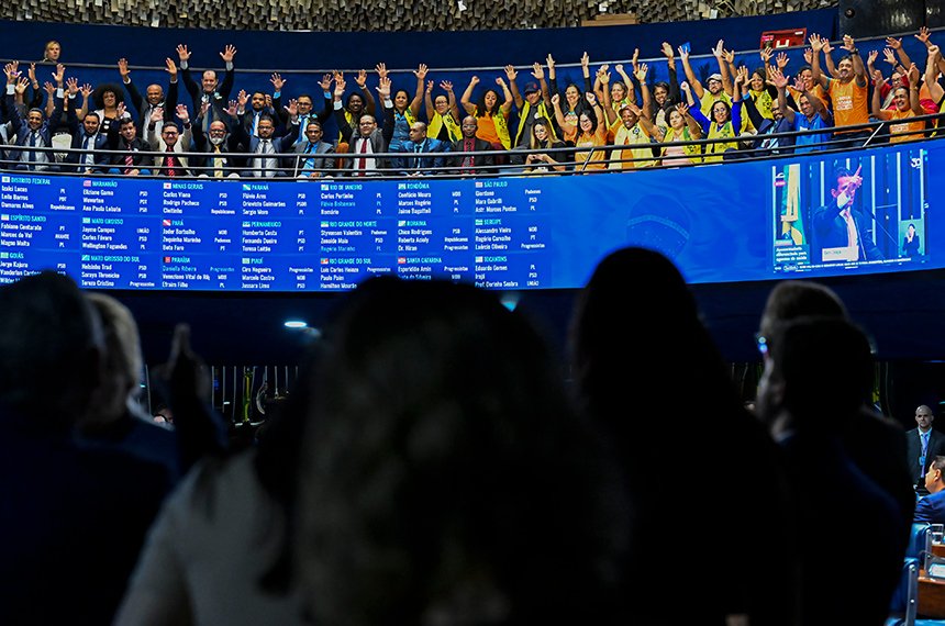 Senado aprova aposentadoria diferenciada para agentes de saúde — Senado Notícias Senado aprova aposentadoria diferenciada para agentes de saúde — Senado Notícias