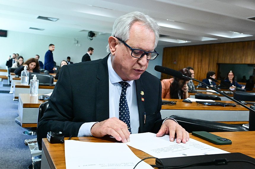 CDH terá debates sobre assistência a idosos e doenças raras — Senado Notícias