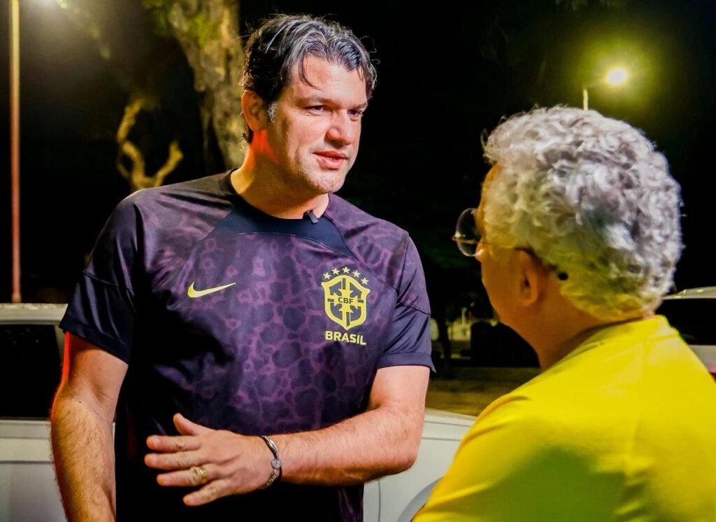 Prefeitura instala telão no Busto de Tamandaré para transmitir jogos do Brasil