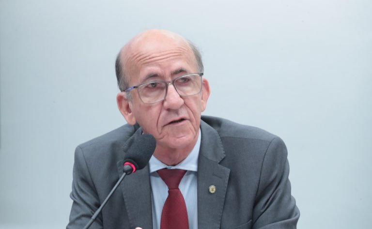 Comissão aprova projeto que exige salas sensoriais em aeroportos para neurodivergentes – Notícias