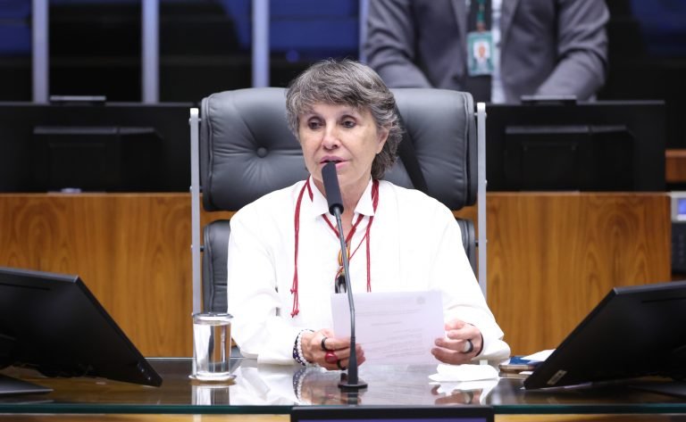 Comissão aprova política de incentivo à arte produzida por pessoas com deficiência – Notícias