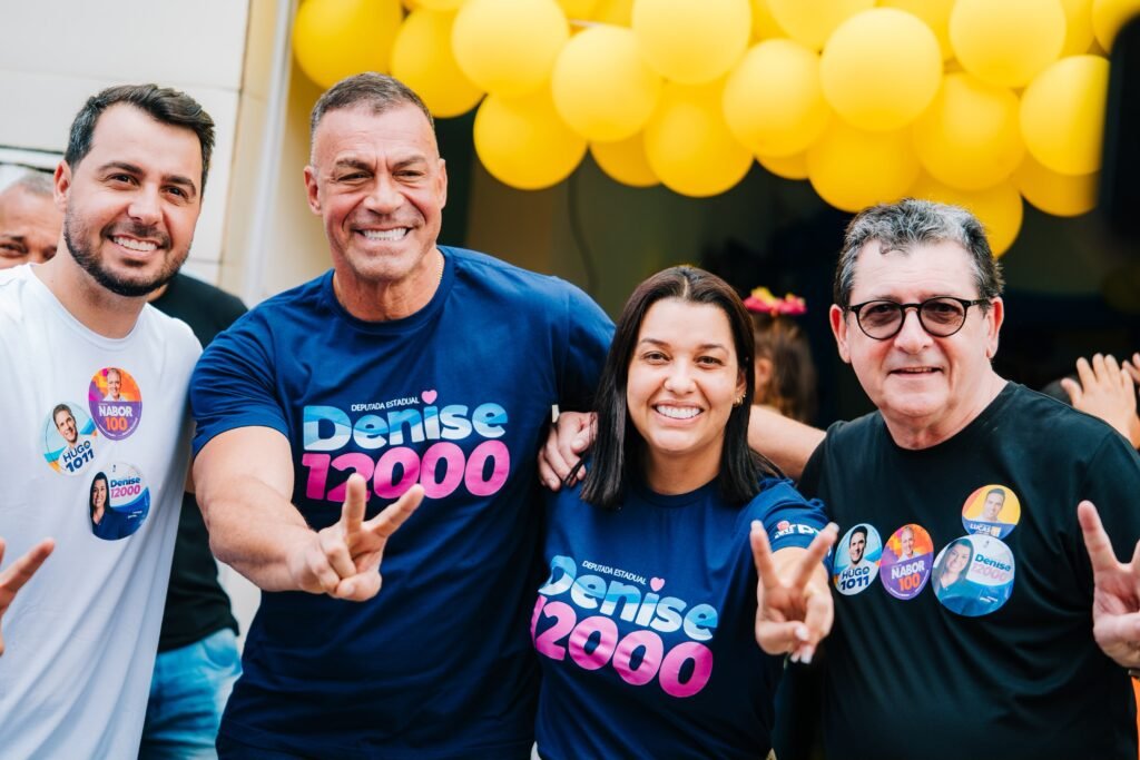 Denise Ribeiro participa de adesivaço em Campina Grande e recebe apoio de Tertuliano e Renan Maracajá