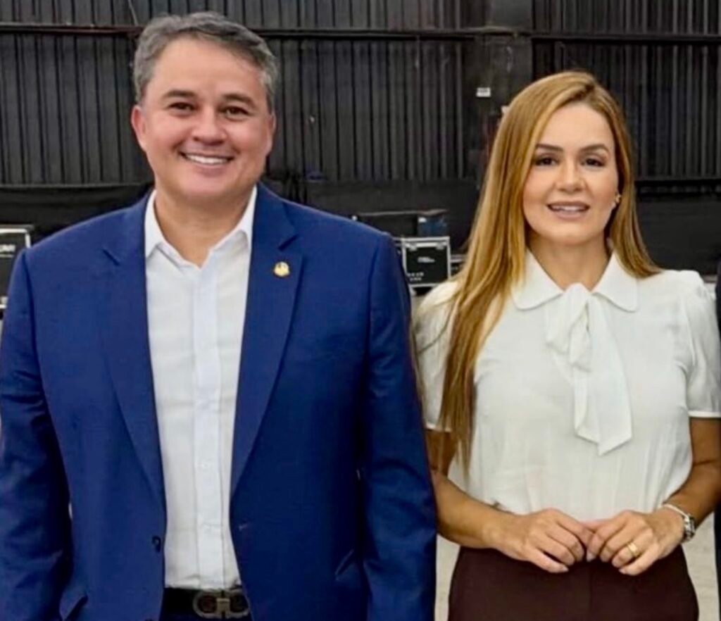 Esposa de Cabo Gilberto é anunciada como candidata a vice na chapa de Efraim Filho