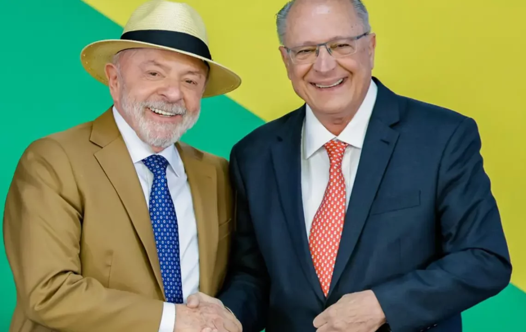 Bens de Lula caem 35% e os de Alckmin sobem mais de 200% em quatro anos