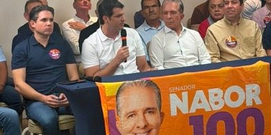 Leo Bezerra anuncia apoio a Nabor Wanderley e diz que decisão foi tomada pelo grupo político