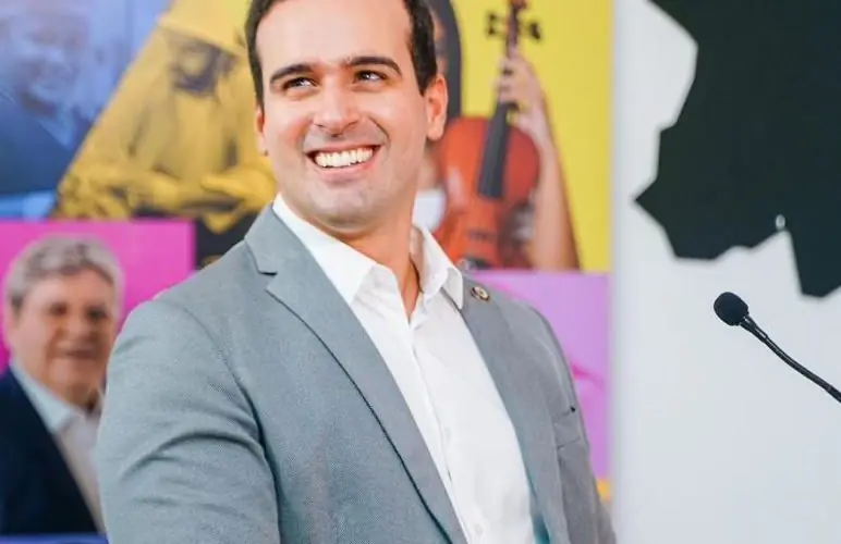 Lucas celebra liderança com 43,4% e diz que pesquisa aponta desejo de continuidade na PB