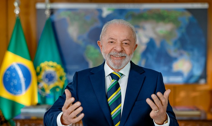 A nove dias das eleições, Lula anuncia hoje proibição de bets e medida contra endividamento