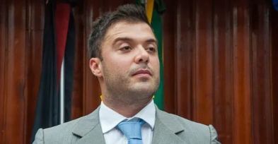 Alvo da PF, Caio Roberto nega elo com facções e diz que seguirá campanha ‘tranquilamente’