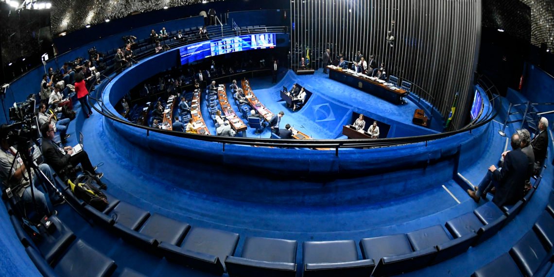 PEC que acaba com a escala 6×1 será votada nesta quarta-feira no Senado