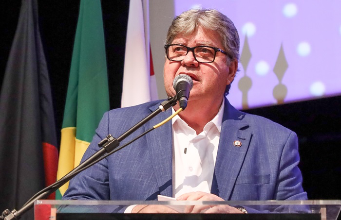 João prevê candidatura do PSB em 2028 e diz que gestão da capital precisa ser “profissionalizada”